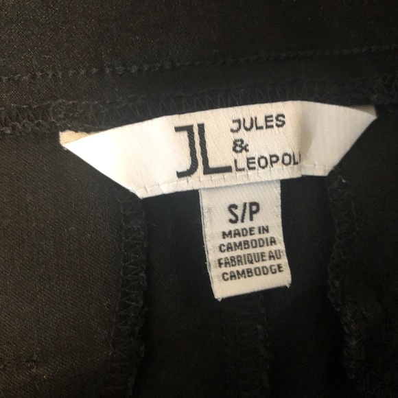 Jules & Leopold Black Capri Pants w/side zippers - Picture 7 of 7